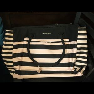 Victoria‘s secret large/carryallweekend/travel bag